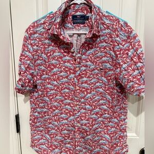 Vineyard Vines Red and Blue Fish Pattern Shirt.